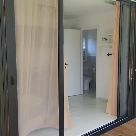 Vakantiehuis Wooden Luxury Leptokaryá